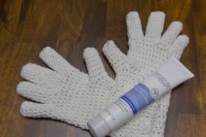 moisturizing glove crochet pattern